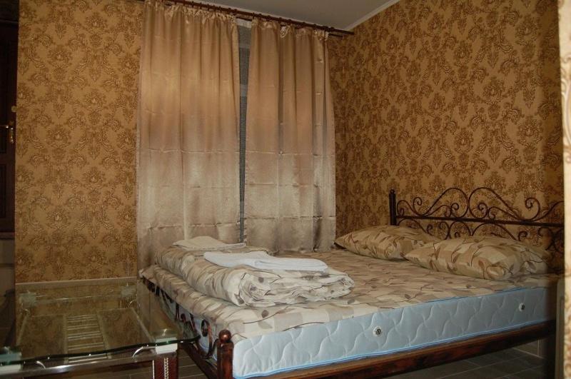 Apartment On Stepana Bandery 37 Постійне Електропостачання 리비프 외부 사진